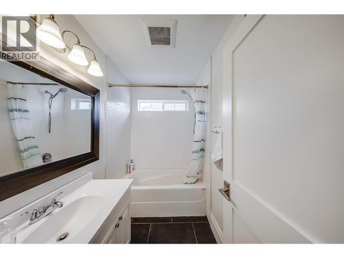 3732 5Th Avenue, Castlegar, BC 