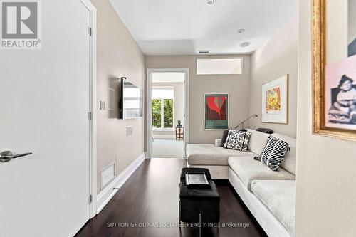 Th9 - 385 Brunswick Avenue, Toronto, ON 