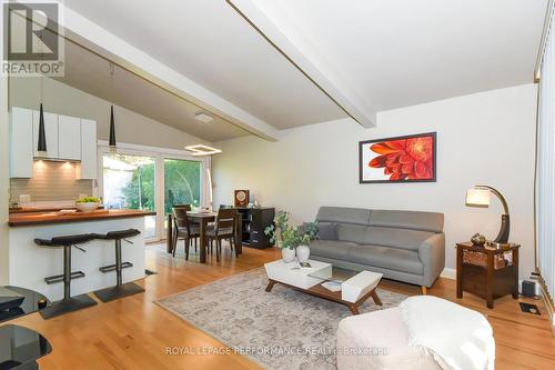 1554 Chomley Crescent, Ottawa, ON 