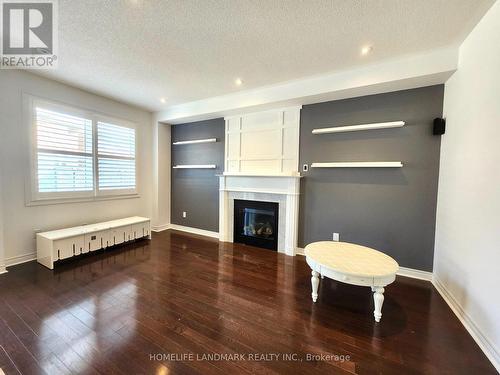 8 CHURCH VIEW AVENUE , Markham, Ontario L6C 0L6 4