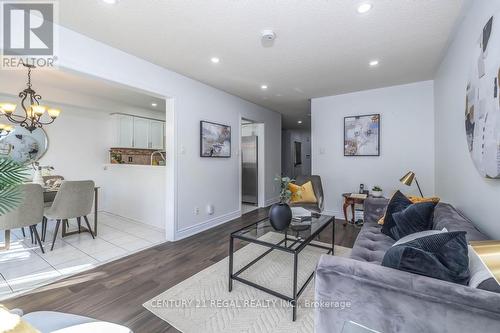 43 Waterton Crescent, Richmond Hill, ON 