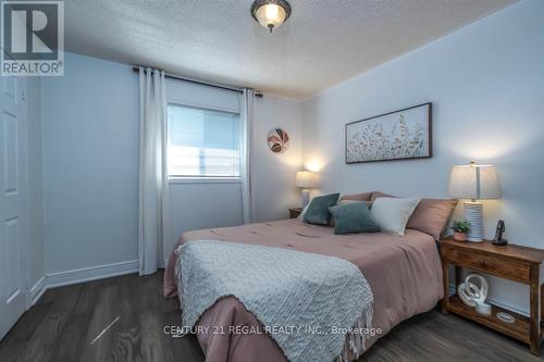 43 Waterton Crescent, Richmond Hill, ON 