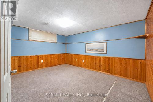 28 Lampman Crescent, Thorold, ON 