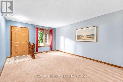 28 Lampman Crescent, Thorold, ON 