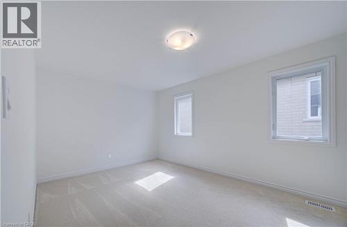 10 Munn Crescent, Paris, ON 