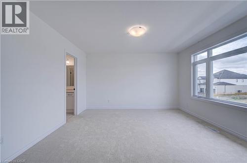 10 Munn Crescent, Paris, ON 
