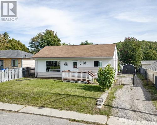 4 Campbell Street, Onaping, ON 