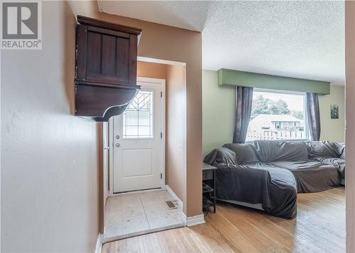 4 Campbell Street, Onaping, ON 