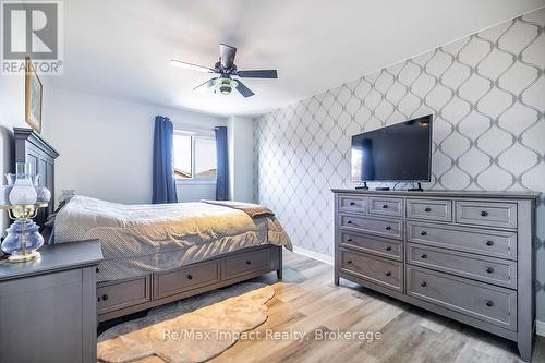 122 Wright Crescent, Ajax (Central), ON 