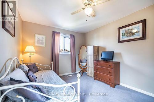 122 Wright Crescent, Ajax (Central), ON 