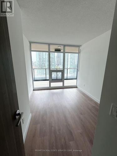 931 - 3 Concord City Place Way, Toronto, ON 