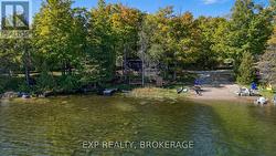 site OR336 waterfront area and second park beach - 