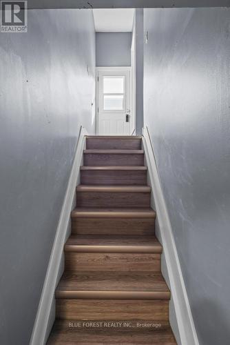 38 Stroud Crescent, London South (South X), ON 