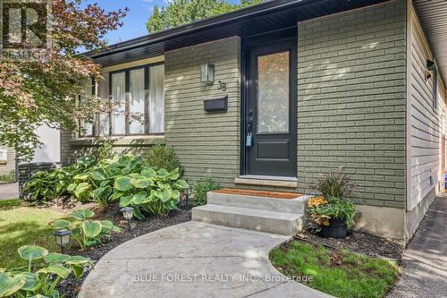38 Stroud Crescent, London South (South X), ON 