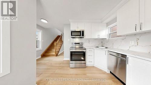 18 Tipton Crescent, Ajax, ON 