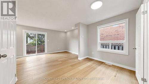 18 Tipton Crescent, Ajax, ON 