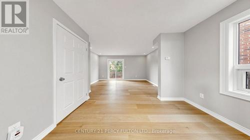 18 Tipton Crescent, Ajax, ON 