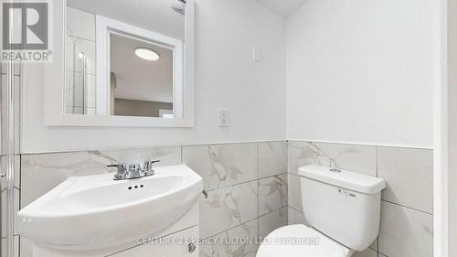 18 Tipton Crescent, Ajax, ON 