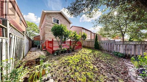 18 Tipton Crescent, Ajax, ON 