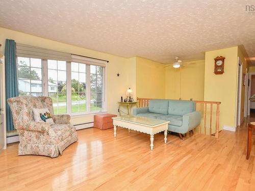 21 Sonia Drive, Lawrencetown, NS 