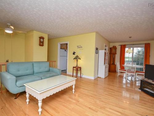 21 Sonia Drive, Lawrencetown, NS 
