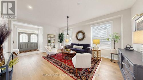92 Lampkin Street, Georgina, ON 