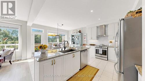 92 Lampkin Street, Georgina, ON 