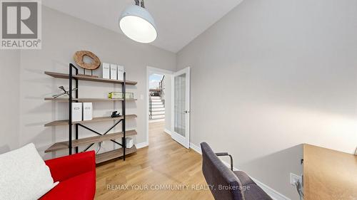 92 Lampkin Street, Georgina, ON 