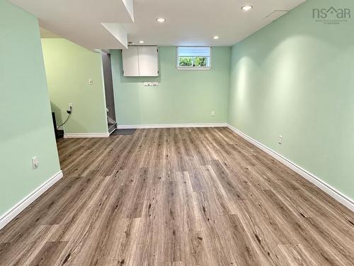 27 Smith Avenue, Bridgewater, NS 