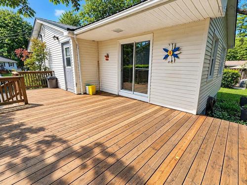 27 Smith Avenue, Bridgewater, NS 