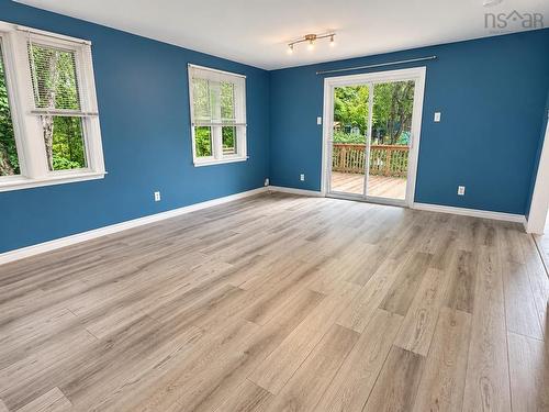 27 Smith Avenue, Bridgewater, NS 