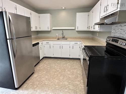 27 Smith Avenue, Bridgewater, NS 