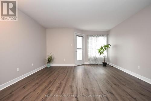 D - 4528 Innes Road, Ottawa, ON 