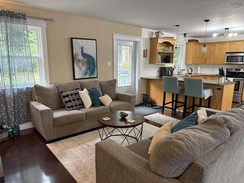 240 Winburn Avenue, Bridgewater, NS 