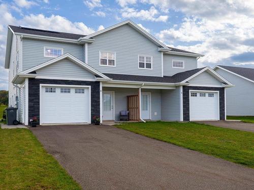 8 Harold Court  Cornwall, PE C0A 1H3