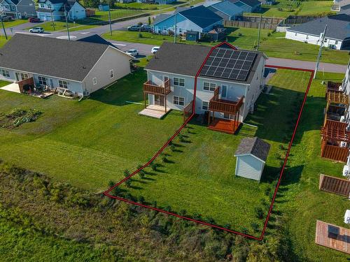 8 Harold Court, Cornwall, PE 