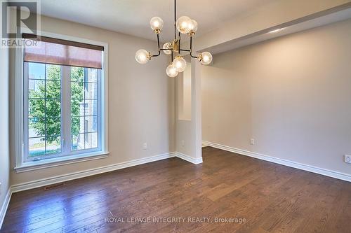 384 HUNTSVILLE DRIVE , Ottawa, Ontario K2T 0H5 4