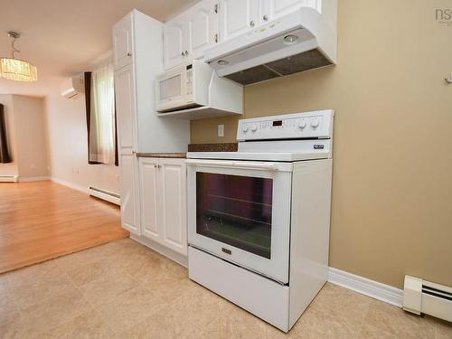 17 Fury Drive, Dartmouth, NS 