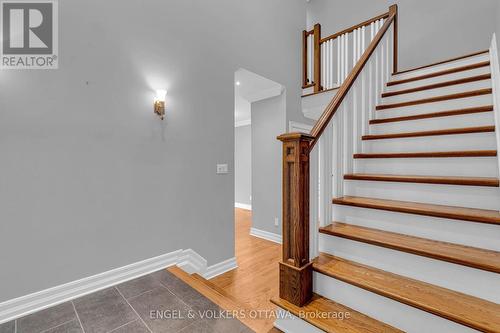 108 Manorhill Private, Ottawa, ON 