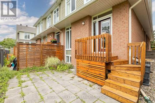 108 Manorhill Private, Ottawa, ON 