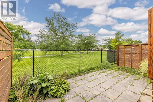 108 Manorhill Private, Ottawa, ON 