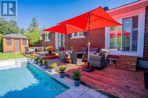 27 Roundhay Drive, Ottawa, ON 