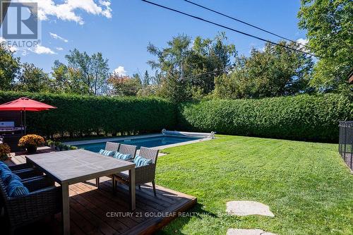 27 Roundhay Drive, Ottawa, ON 