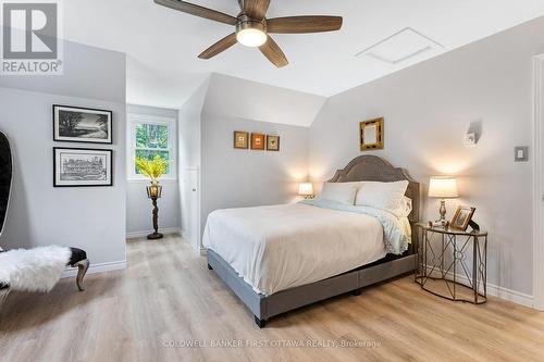 Spacious third bedroom has ceiling fan - 25 Robert Road, Perth, ON 