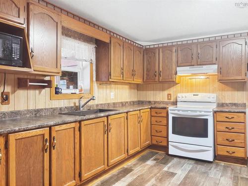 14 Spring Street, Amherst, NS 