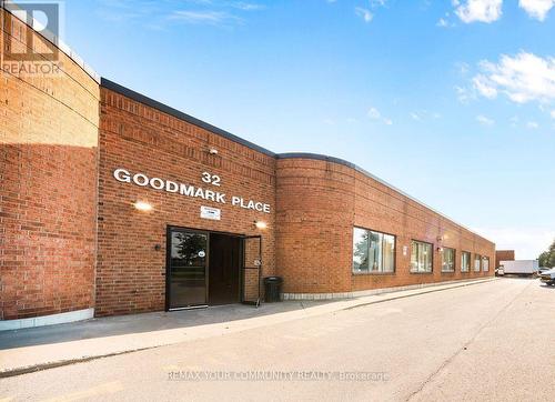 3 - 32 Goodmark Place, Toronto, ON 