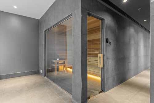 Sauna - 3314-1205 Rue Du Square-Phillips, Montréal (Ville-Marie), QC 