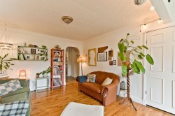 Salon - 