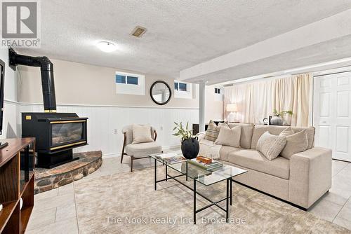 257 Wilson Road S, Oshawa (Donevan), ON 
