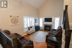 FAMILY ROOM - MAIN FLOOR - 